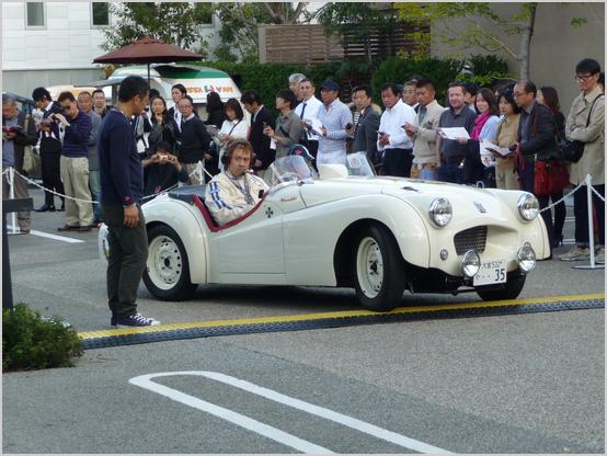 TRIUMPH TR2(1955)