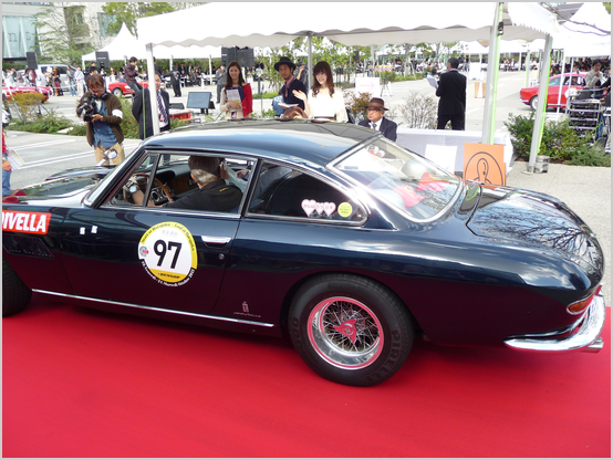 FERRARI 330GT 2＋2(1964)